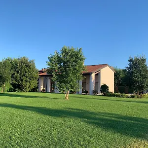 Ca' Giulietta Alloggio per agriturismo Sommacampagna